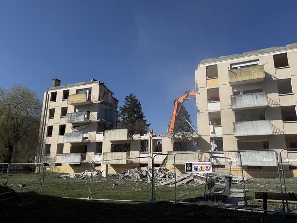 La SA MONT-BLANC démolit pour mieux reconstruire à Seyssel